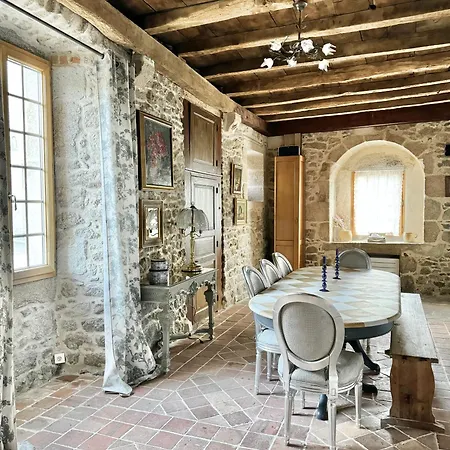Manoir Medieval Art Deco - Logis Des 3 Artistes Hébergement de vacances