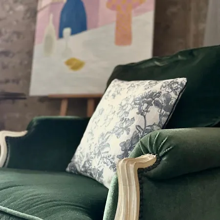 Manoir Medieval Art Deco - Logis Des 3 Artistes Holiday home *