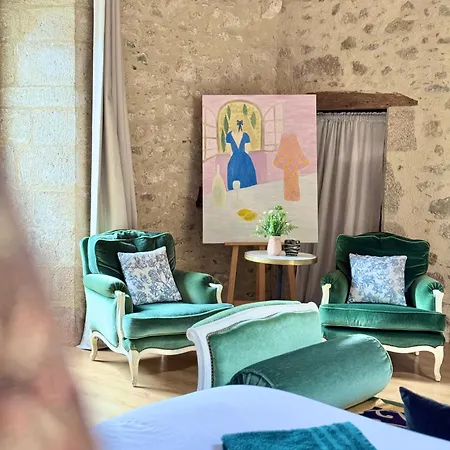 Manoir Medieval Art Deco - Logis Des 3 Artistes Holiday home Sevremont