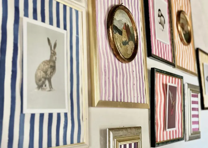 Manoir Medieval Art Deco - Logis Des 3 Artistes 펜션